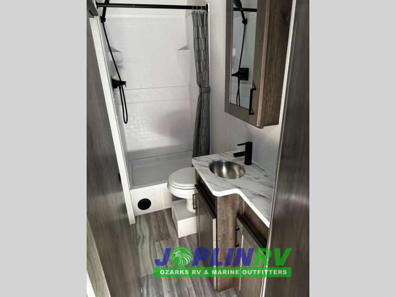 Alliance RV Valor 31T13