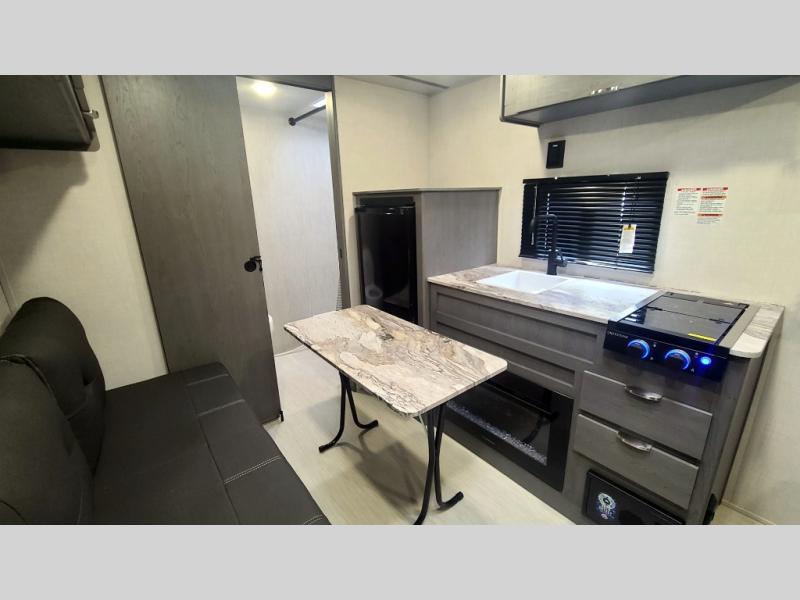 Forest River RV Ozark 1610RBLE