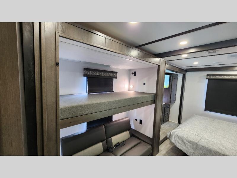 Forest River RV FR3 32DS