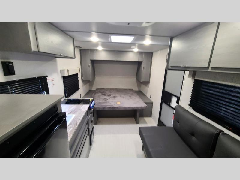Forest River RV Ozark 1610RBLE
