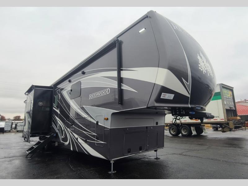 redwood fifth wheel